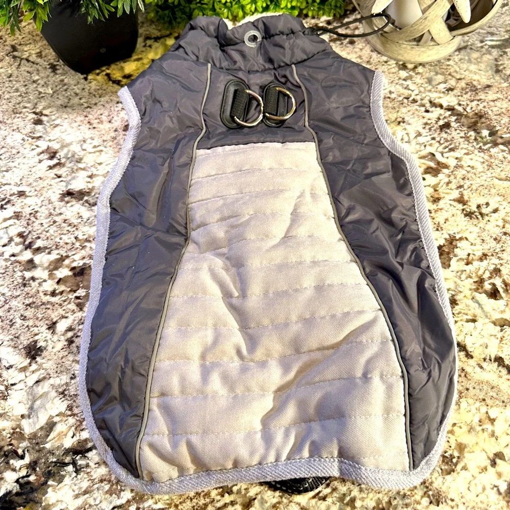 Dog Coat NWOT‎ Size Medium